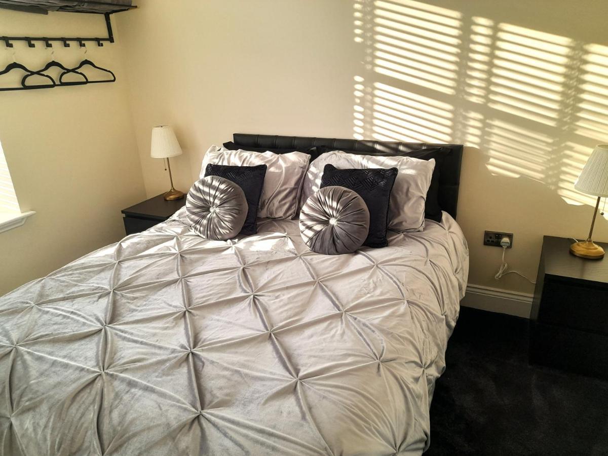 Kirkcudbright Holiday Apartments - Apartment C Bagian luar foto